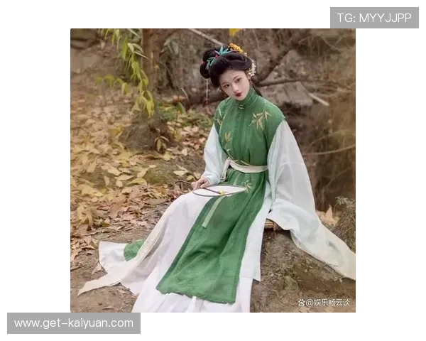 春日国风出行指南以马面裙穿搭为核心展现优雅与日常融合之美气韵